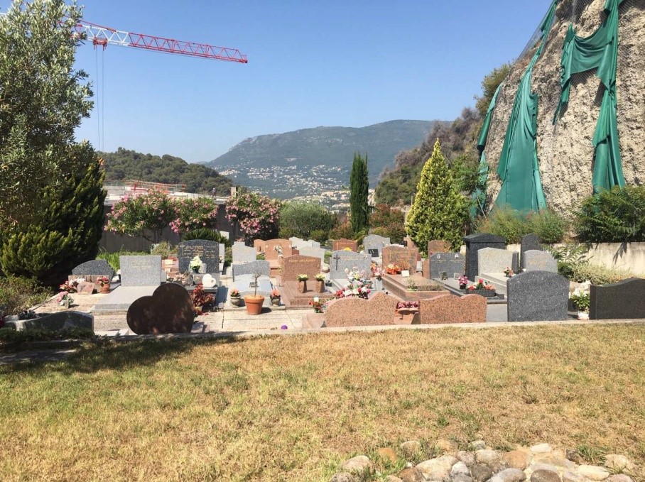 Agrandissement du cimetière du Roghez à Castagniers